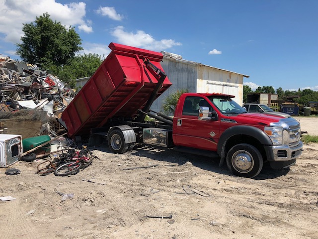 Roll Off Dumpster Truck